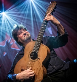 Eric Vaarzon Morel - Spaanse Sporen - 1,5 m bespeling (c) Rijno Boon.jpg